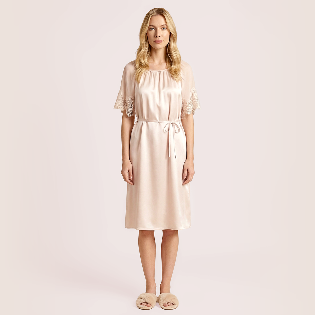 Tie up waist cinching short sleeved nightgown