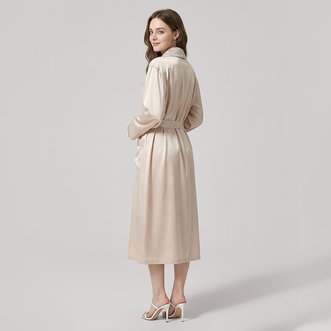 19 Momme Mulberry Silk Robe for Women - Premium Bathrobe - Nomee