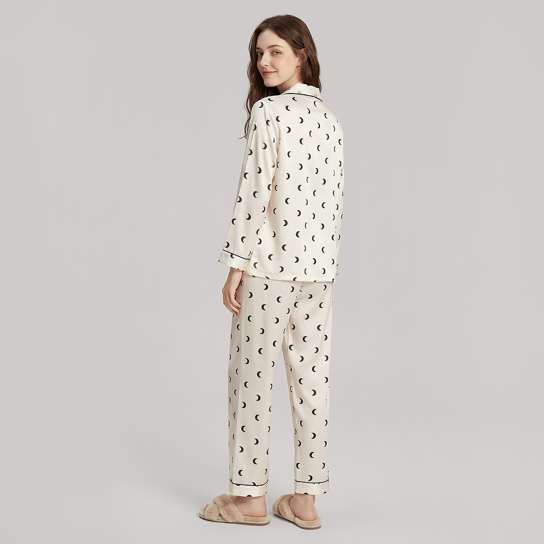 Crescent Print Mulberry Silk Pajama Set-Nomee