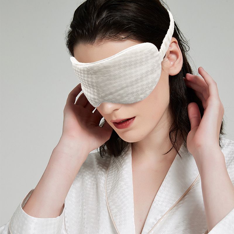 Wholesale double sided houndstooth silk sleep mask-Nomee