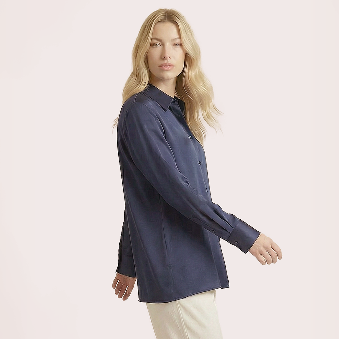 Silk V-neck long sleeved shirt-Nomee