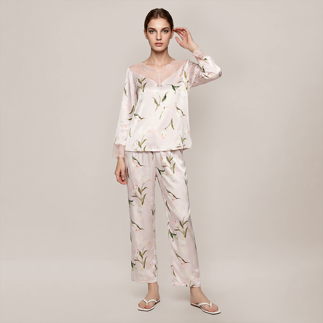 100% Mulberry Silk French Floral Print Long Sleeve Pajama Set - Nomee